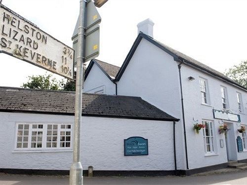 The Black Swan Gweek Exterior photo